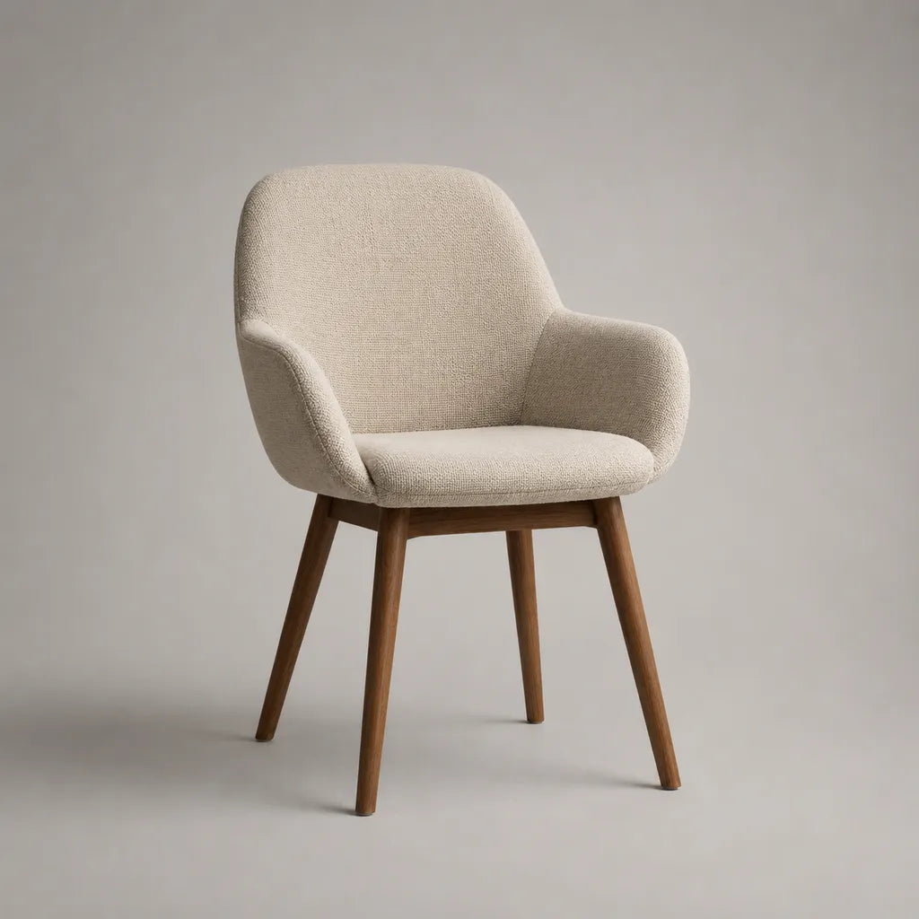 Sedia da pranzo con braccioli in tessuto riccio beige e piedi in noce marrone, 58 × 60 × 82 cm